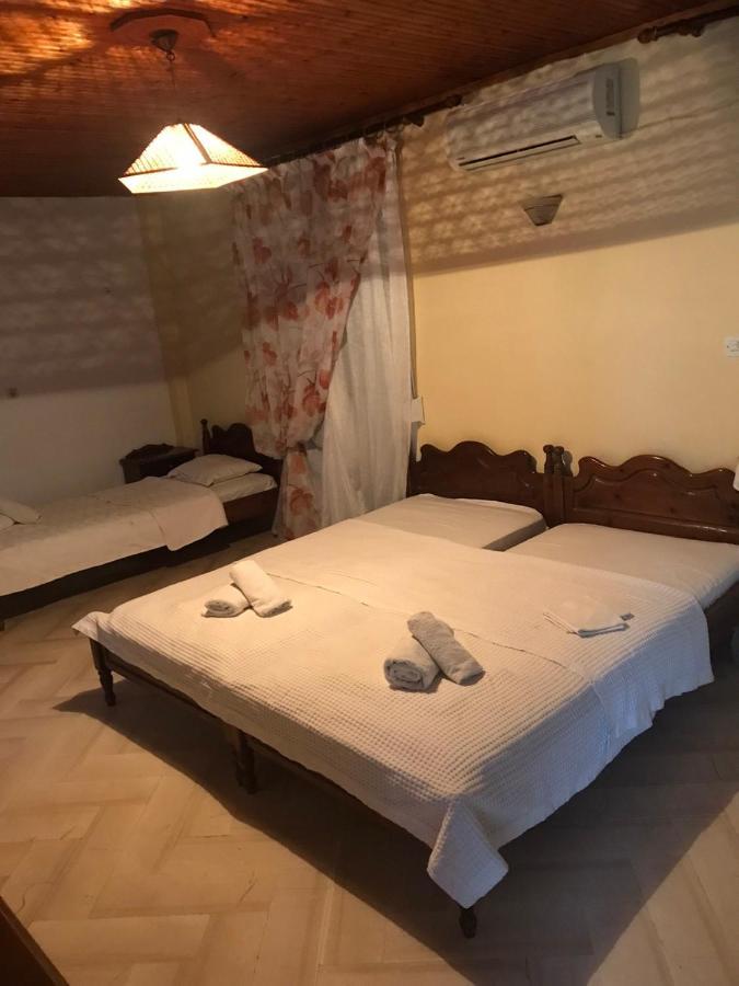Angela - Zoi Rooms مدينة سكياثوس المظهر الخارجي الصورة
