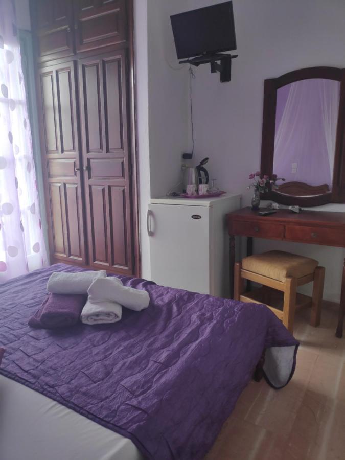 Angela - Zoi Rooms مدينة سكياثوس المظهر الخارجي الصورة