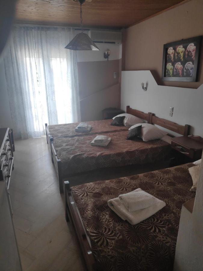 Angela - Zoi Rooms مدينة سكياثوس المظهر الخارجي الصورة