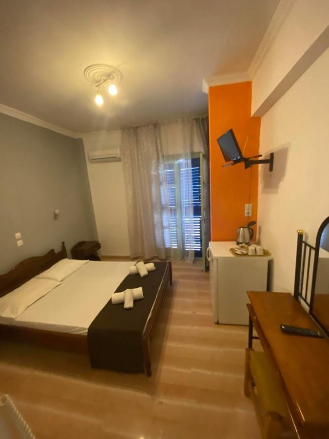 Angela - Zoi Rooms مدينة سكياثوس المظهر الخارجي الصورة