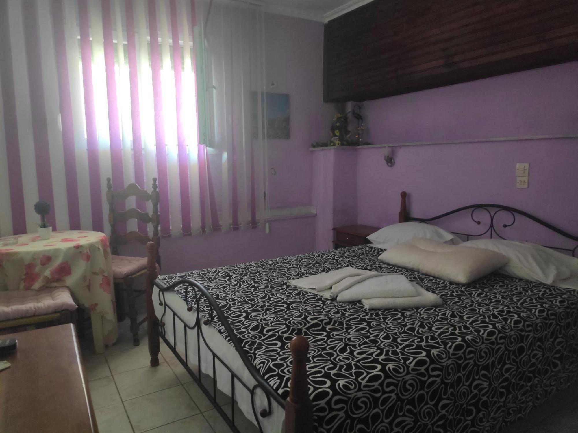 Angela - Zoi Rooms مدينة سكياثوس الغرفة الصورة